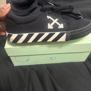 Off-White Black Canvas Sneakers with Striped Detail